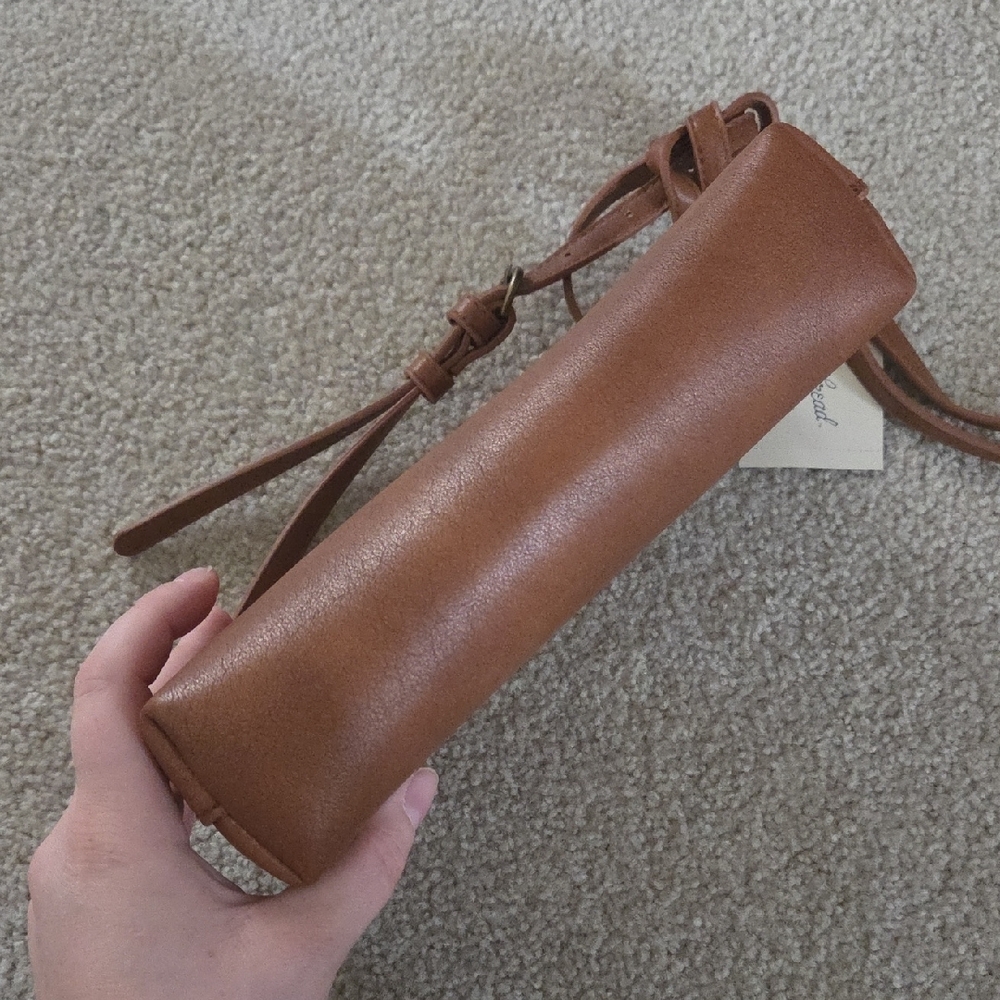 NWT Universal Thread Small Crossbody Bag - Picture 6 of 7